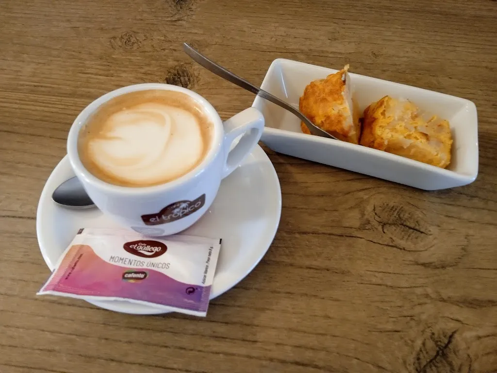 Menu_Bar A Cantina_Curtis_image_3