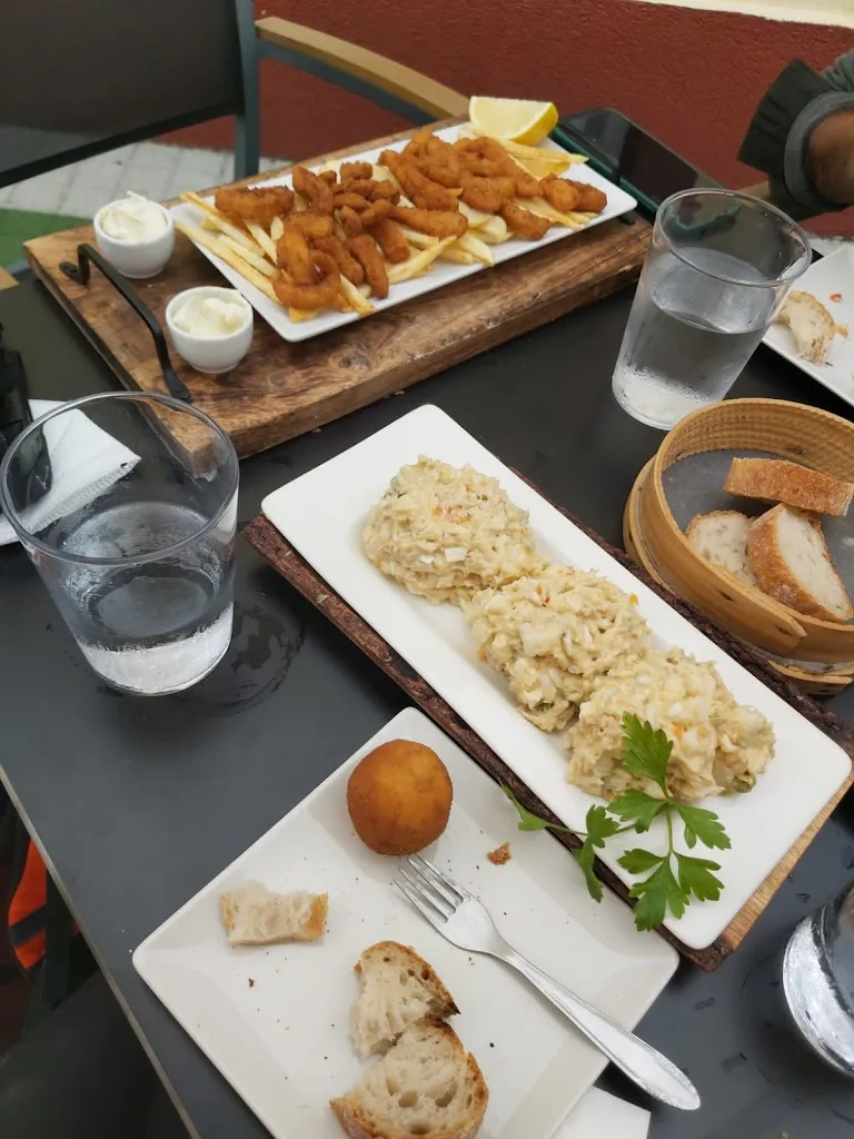 Menu_Bar A Cantina_Curtis_image_8