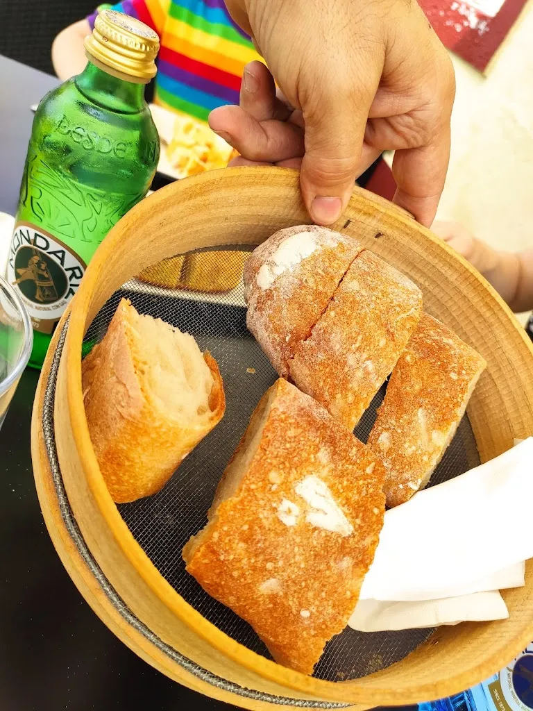 Menu_Bar A Cantina_Curtis_image_9