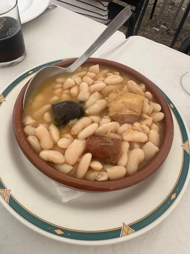 Alejandra Colina_La Taberna_Colunga_review