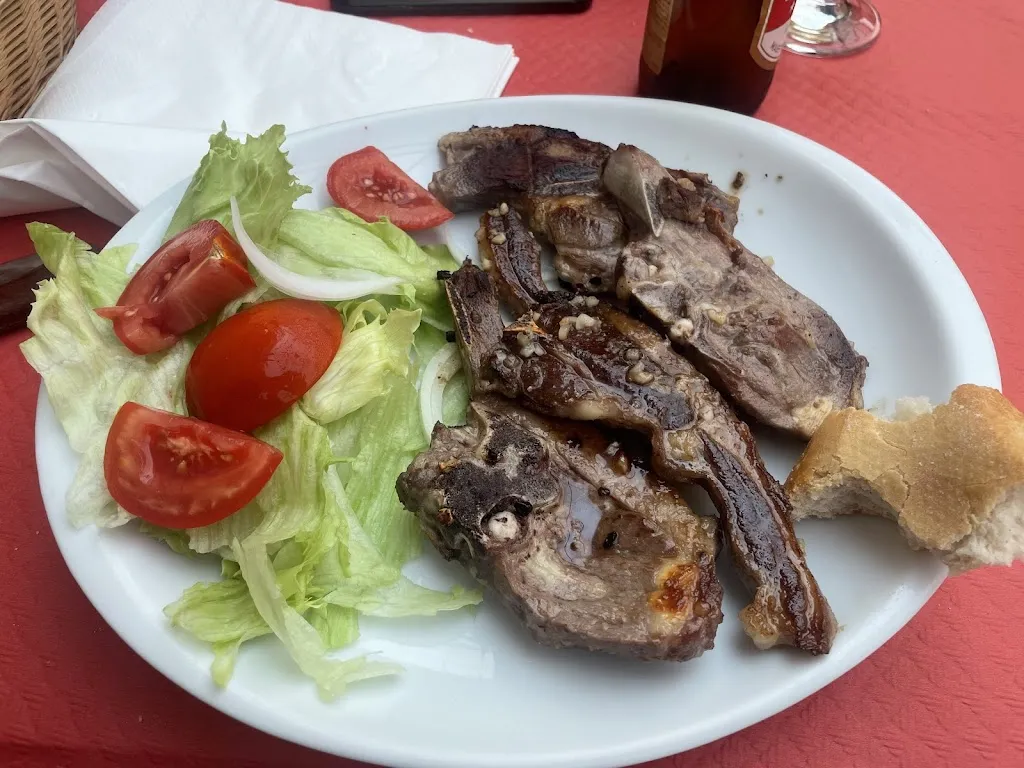 Mikhail_Restaurante Sidrería Avenida_Colunga_review