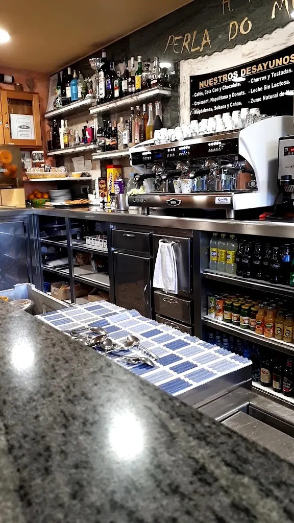 Restaurante-Parrillada-Pensión Perla do Muíño_Curtis_slider_image_2