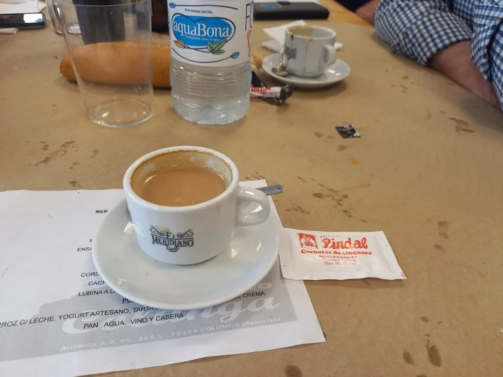 JUAN JOIL_Tierra Y Mar_Colunga_recensione