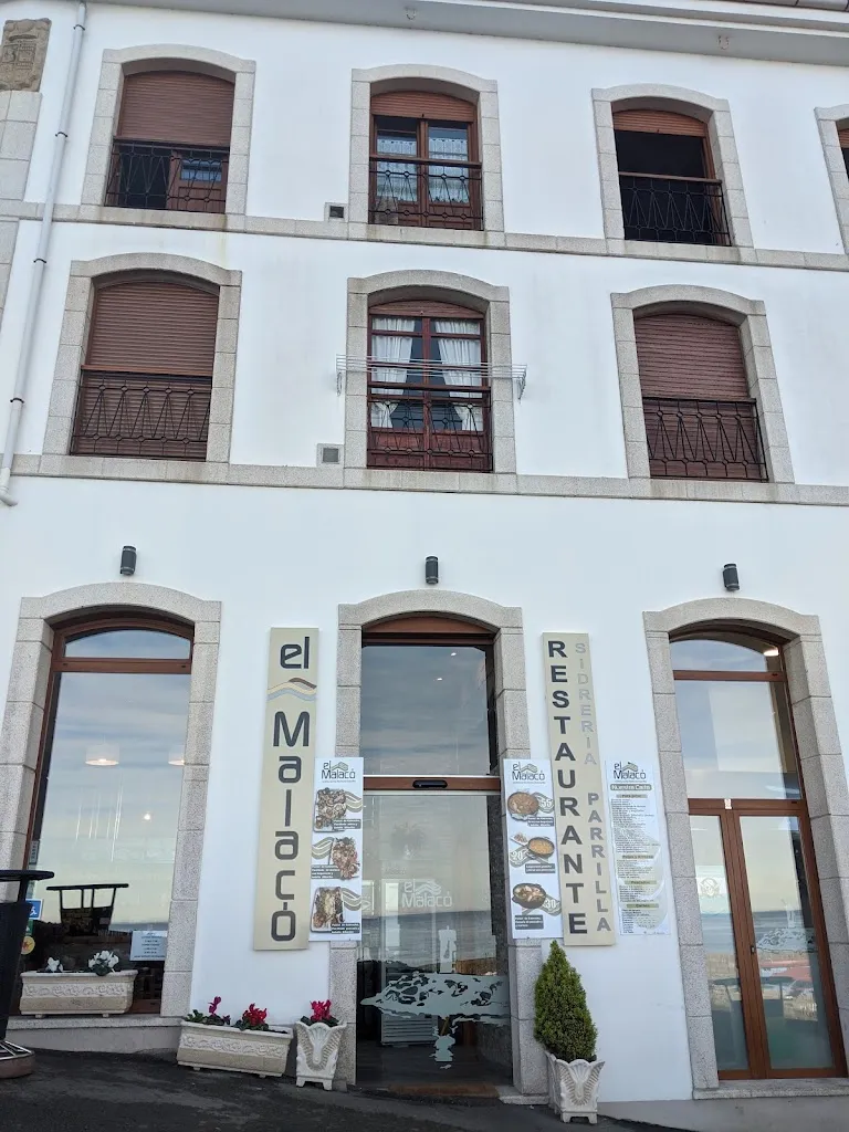 Antonina Slavchova_Restaurante El Malacó_Colunga_review