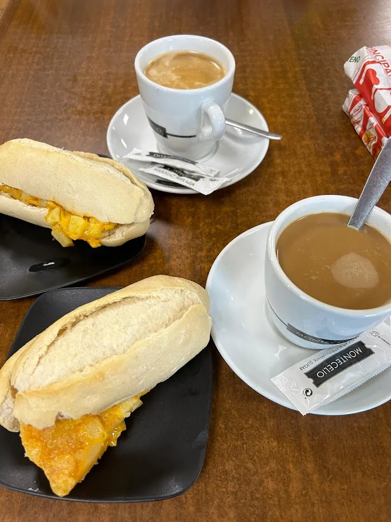 Café La Esquina_Colunga_slider_image_2