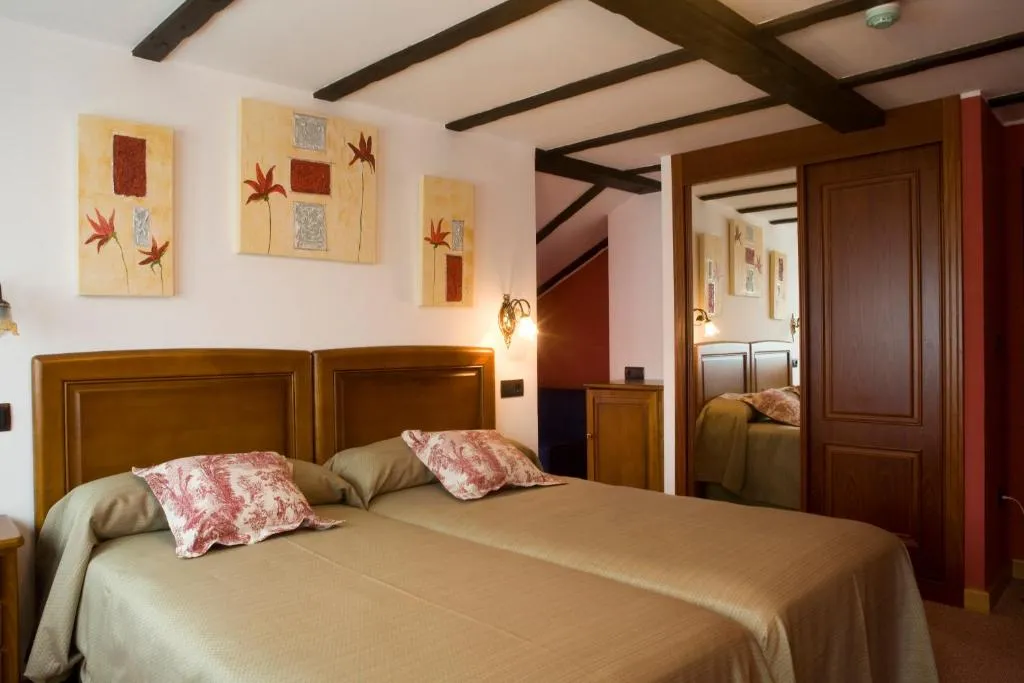 Hotel El Foyu_Colunga_slider_image_3