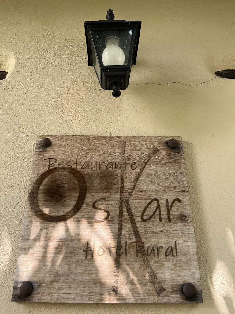 MARCELA RODRIGUEZ_Restaurante Oskar - Hotel Rural_Coaña_avis