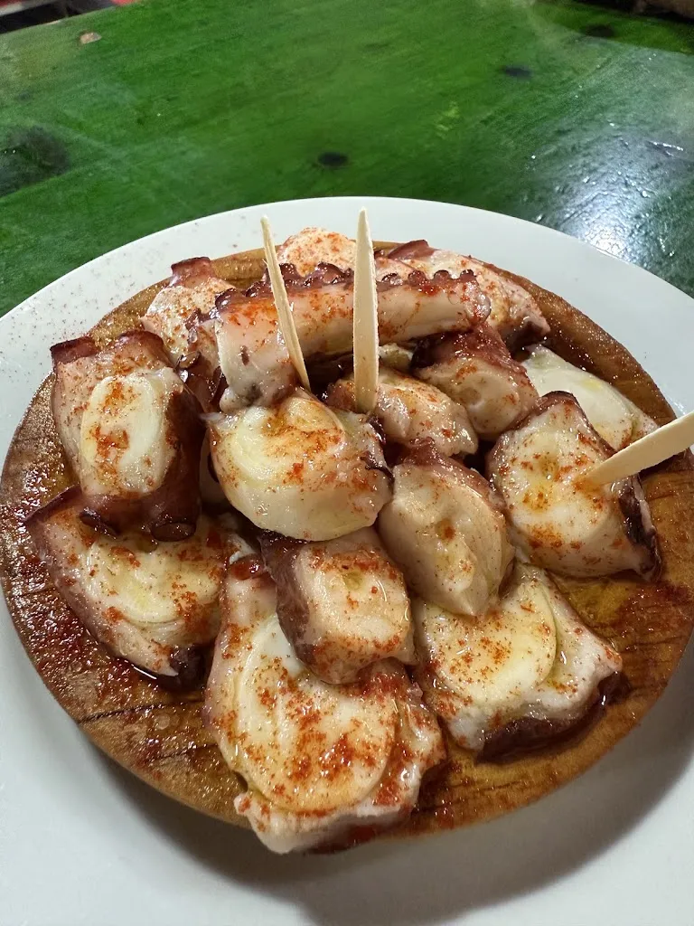 Cinthya Palma_LA QUINTANA Galicia Restaurant_Coaña_review