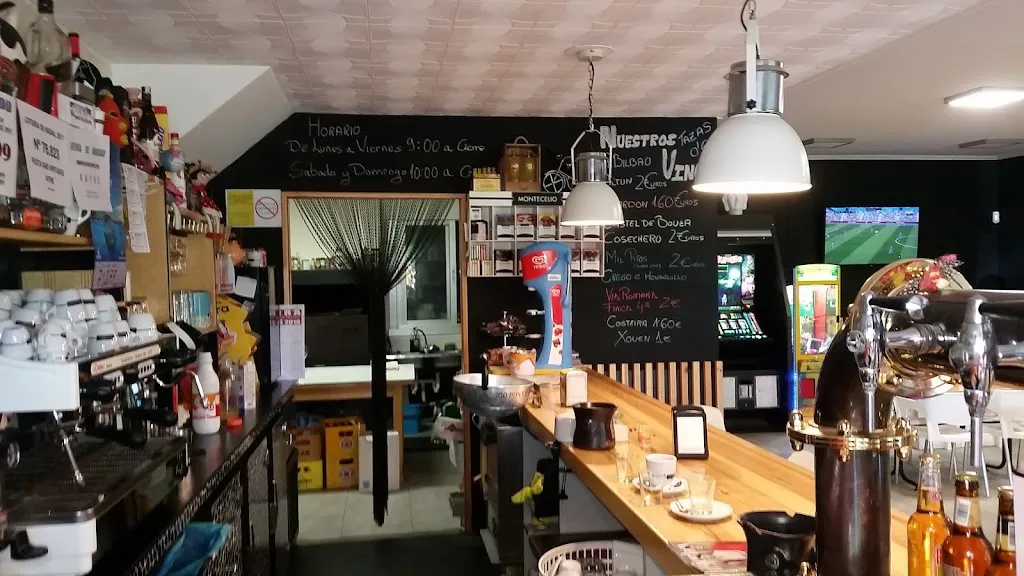 Casa Pepetín restaurant in Curtis