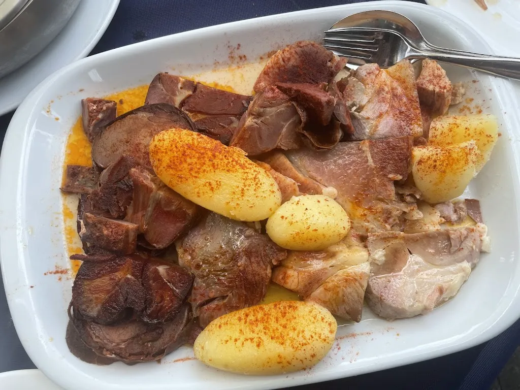 Alba Arnoso Cantón_El Galeón Restaurant_Coaña_review