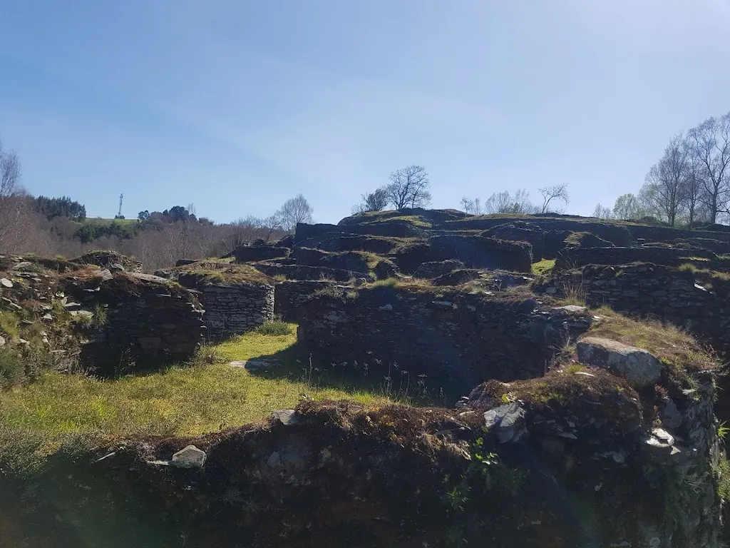 Jackie Lyons_Castro of Coaña_Coaña_review