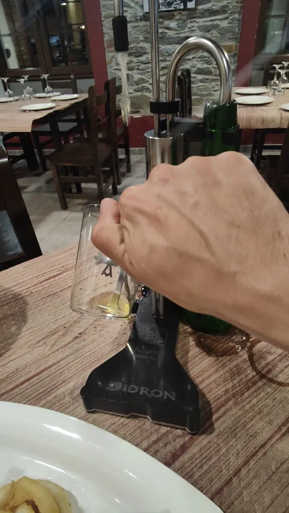 Sidreria Antolin_Coaña_slider_image_2