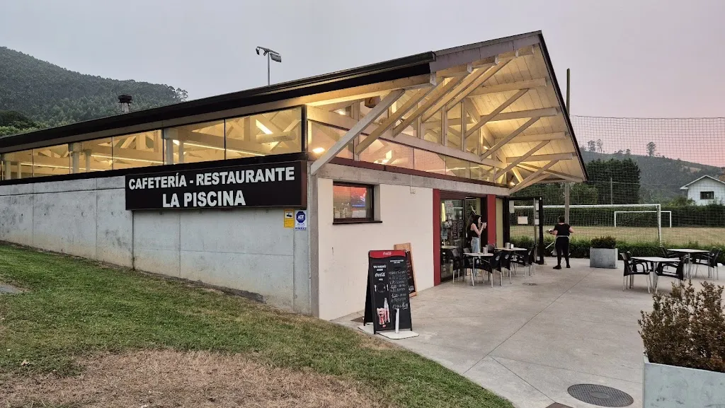 문대한 (BLUNA)_Parrilla las piscinas de anleo_Coaña_recensione