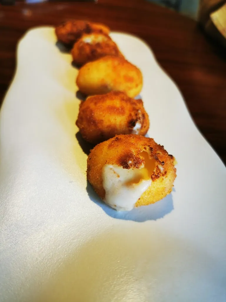 Menu_Regueiro Restaurant_Coaña_image_9