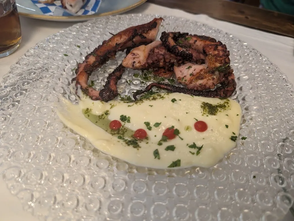 Pascal LH_Mesón El Centro_Coaña_review