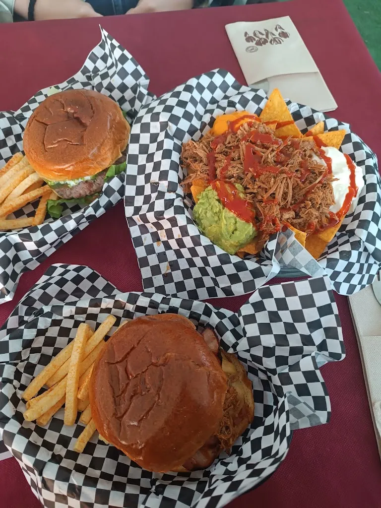 Lucía LA_Chiringuito La Reserva_Coaña_recensione