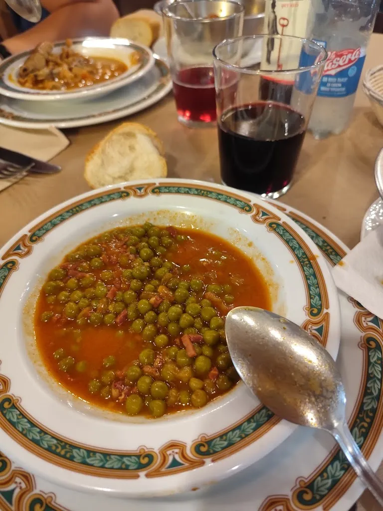 Juan Ibáñez_El Molin_Cudillero_review