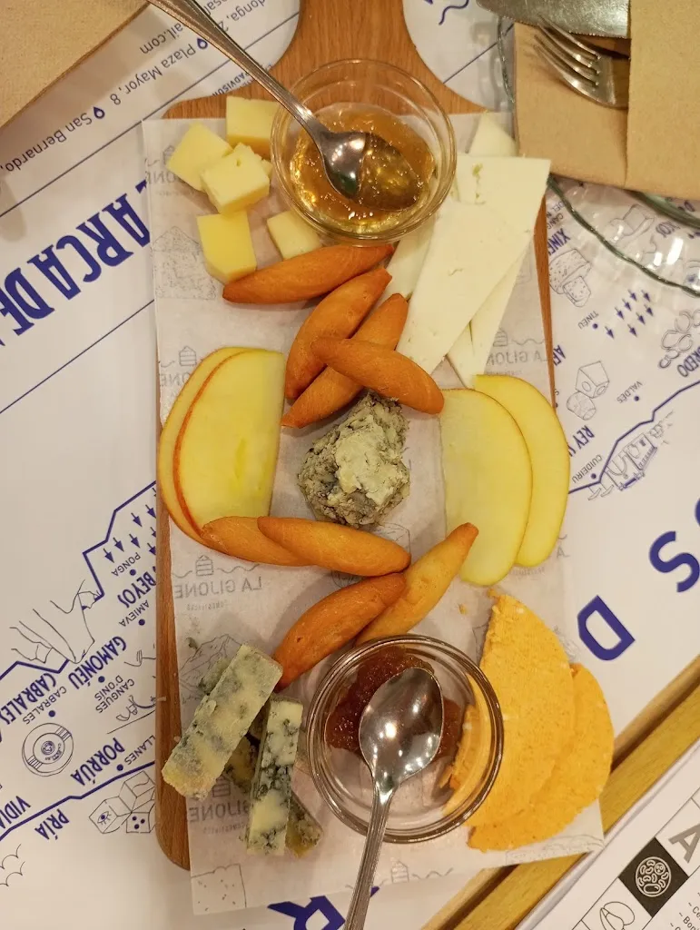 Menu_La Gijonesa Bar - Tienda_Cudillero_immagine_5