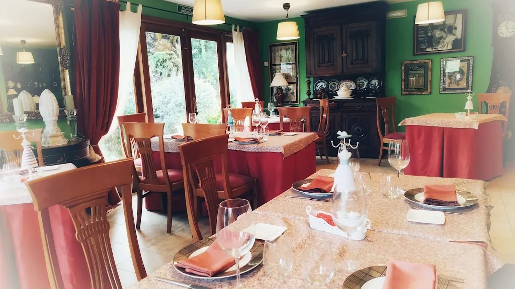 Restaurante Casa Vieja del Sastre restaurant in Cudillero