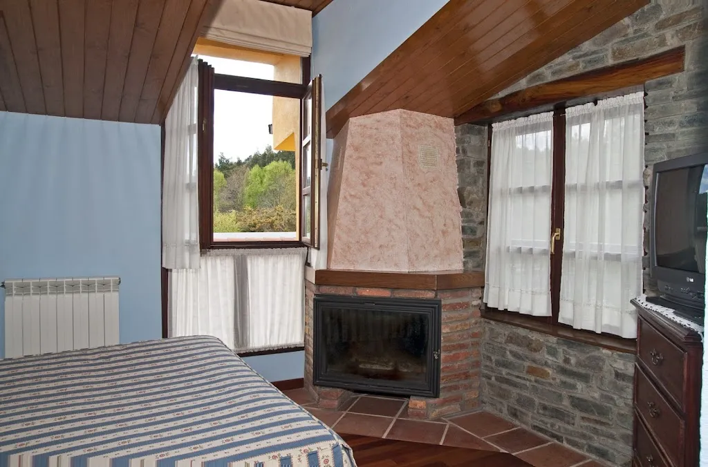 Hotel Restaurante Cabo Vidio_Cudillero_slider_image_2