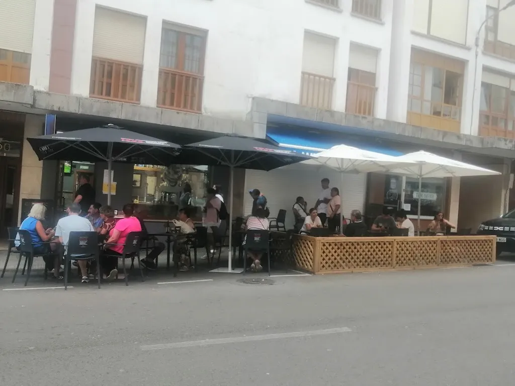 Café-burguer La's Marina's_Cudillero_slider_image_2