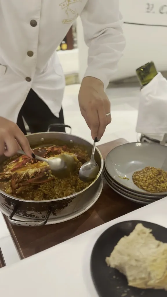 Masoud Hosseini_Restaurante V. Crespo_Gijón_review