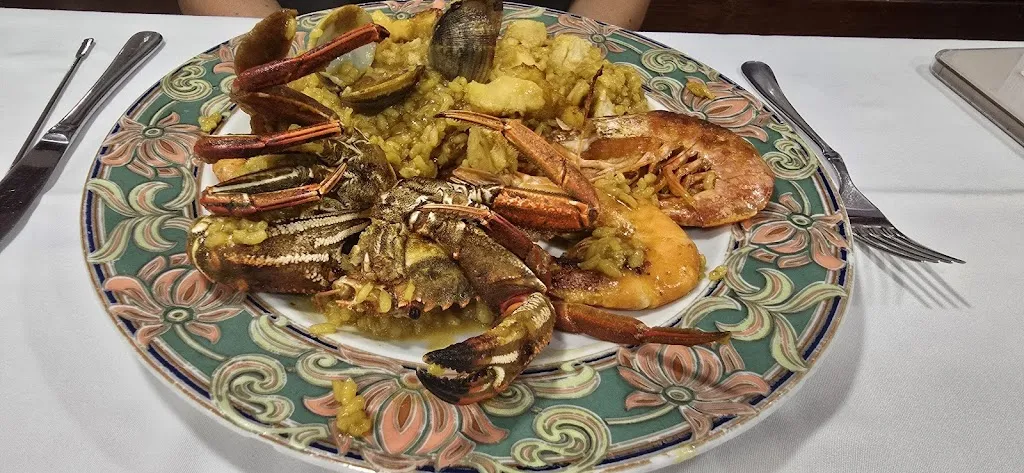 Youssef Kubis_El Restallu_Gijón_review