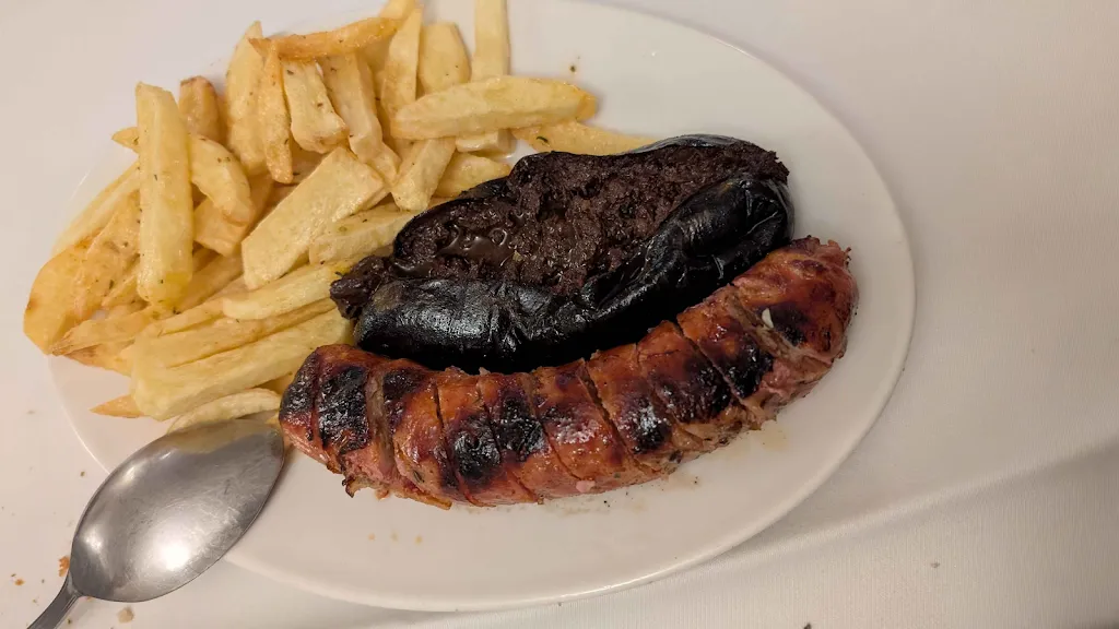 James Farrell_Mesón Sancho_Gijón_review