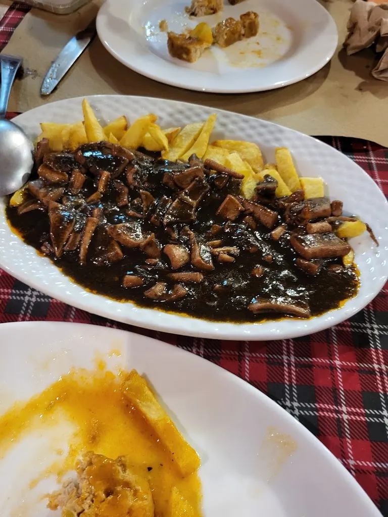 serje banna (George)_La Nueva Piedra_Gijón_recensione