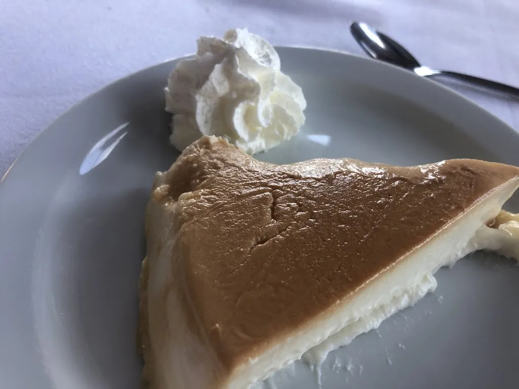 John McGeever_La Taberna del Piano_Gijón_review