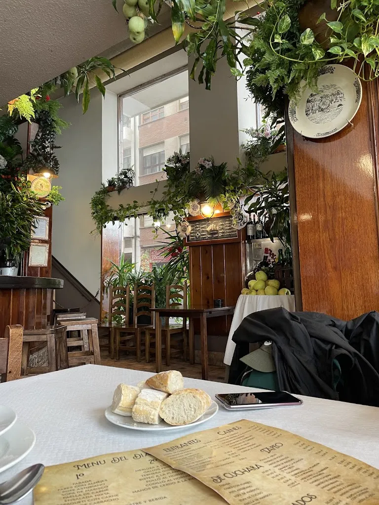 Restaurante El Mirador de la Playa_Gijón_slider_image_3