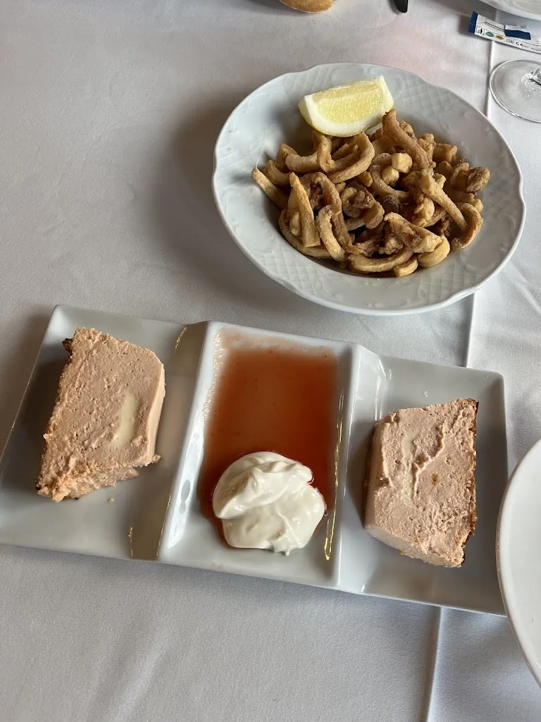 Carlos Palazuelo_Los Pisones_Gijón_review