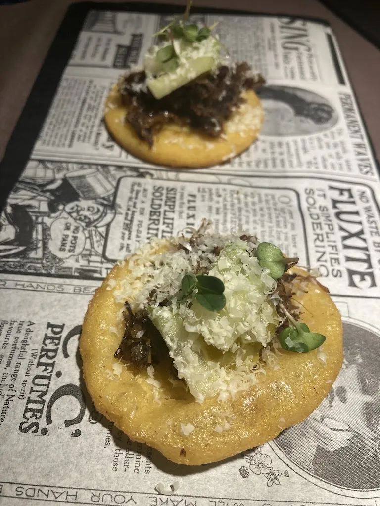 Cami Smalley_Ciudadela de Celestino Solar_Gijón_review