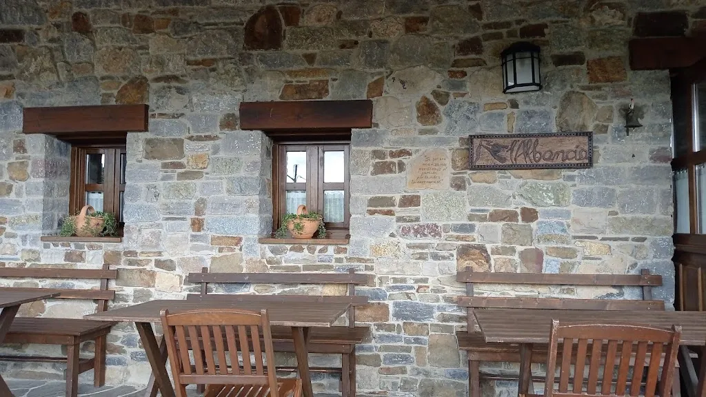 Monica Churches_Restaurante L'Albancia_Laviana_review