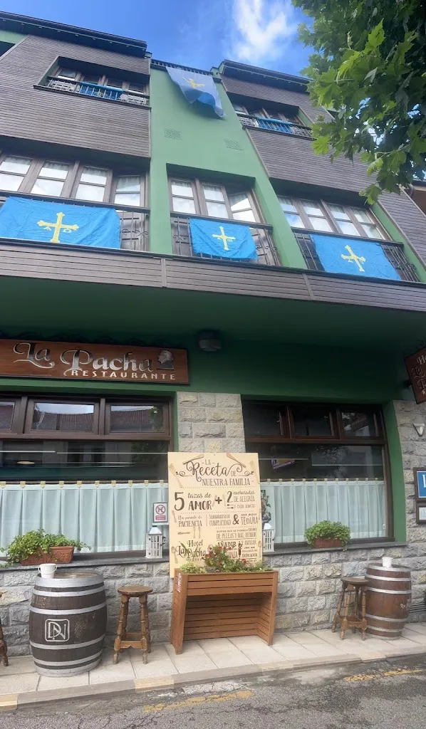 Hotel restaurante la Pacha restaurant in Laviana