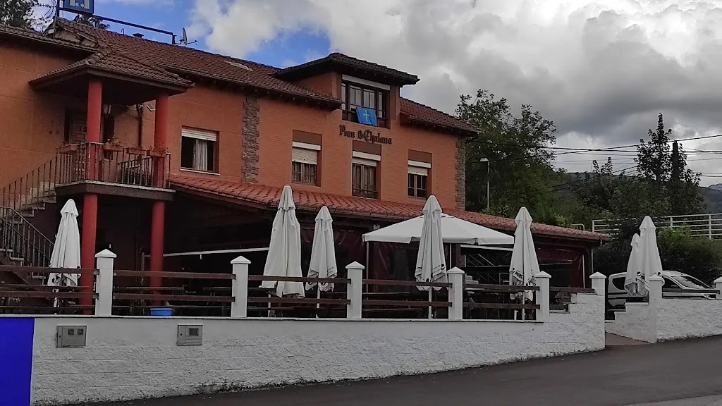 Restaurante - Hotel el puente de la Chalana restaurant in Laviana