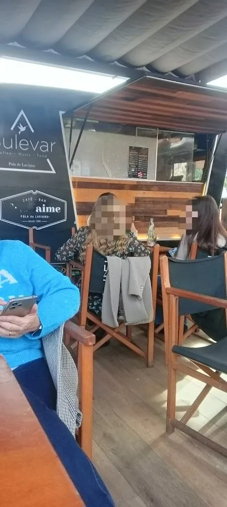 MIGUEL A. R._Bulevar_Laviana_review