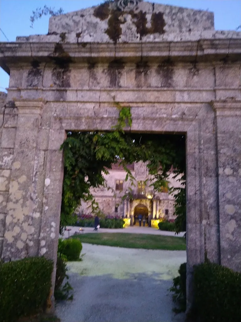 Carlos Velasquez_Pazo de San Tirso_Abegondo_review