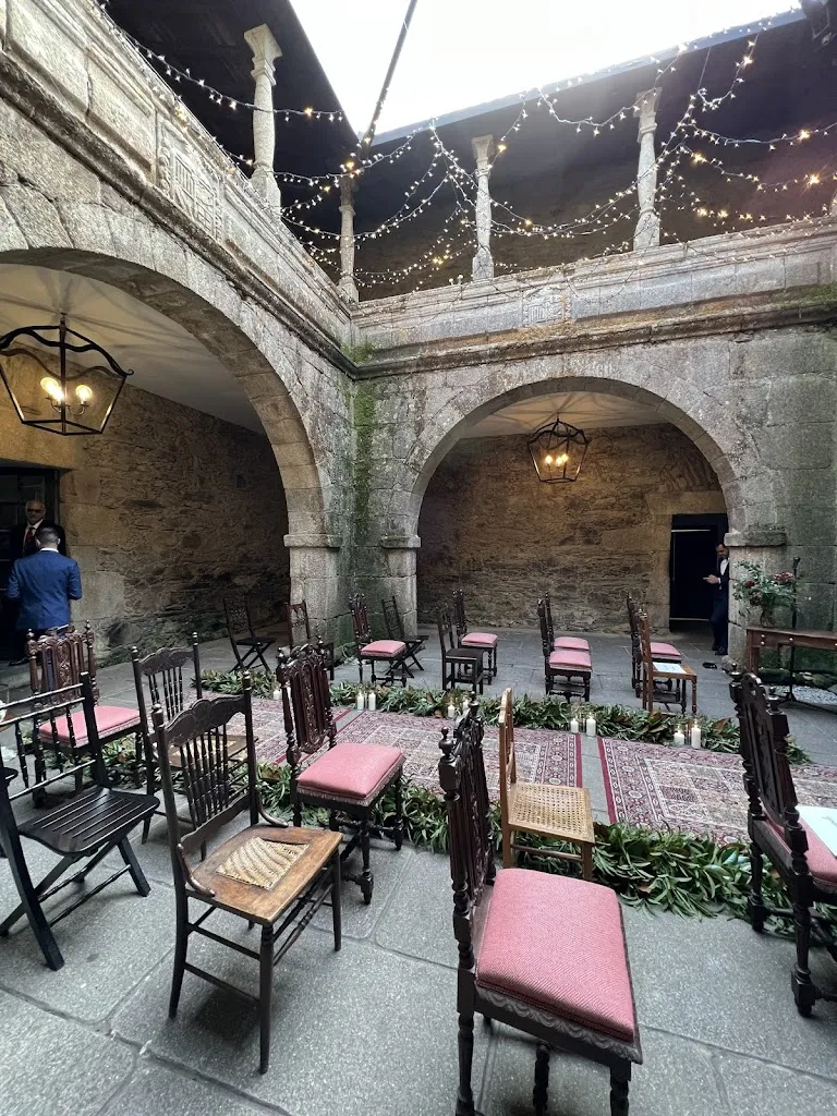 Pazo de San Tirso restaurant in Abegondo