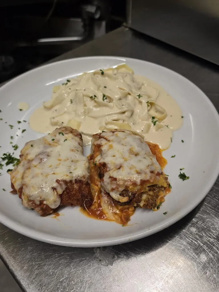 Gio's Italian Restaurant_Illano_slider_image_3