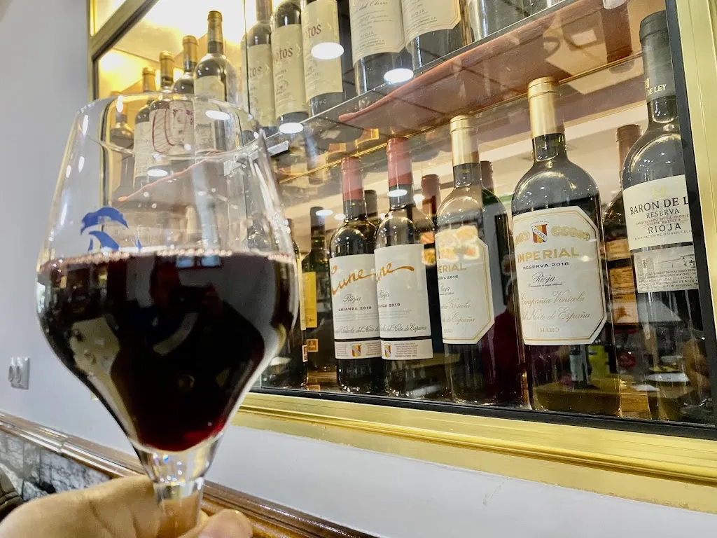 gerardo Avila rendon_Taperia Mayor_Illano_review