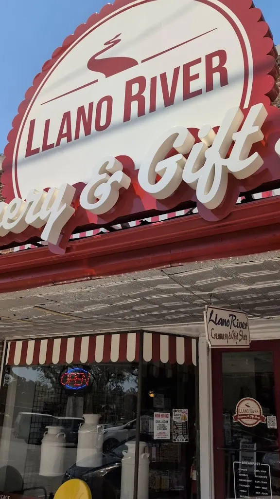 Russell Toynes_Llano River Creamery and Gifts_Illano_review