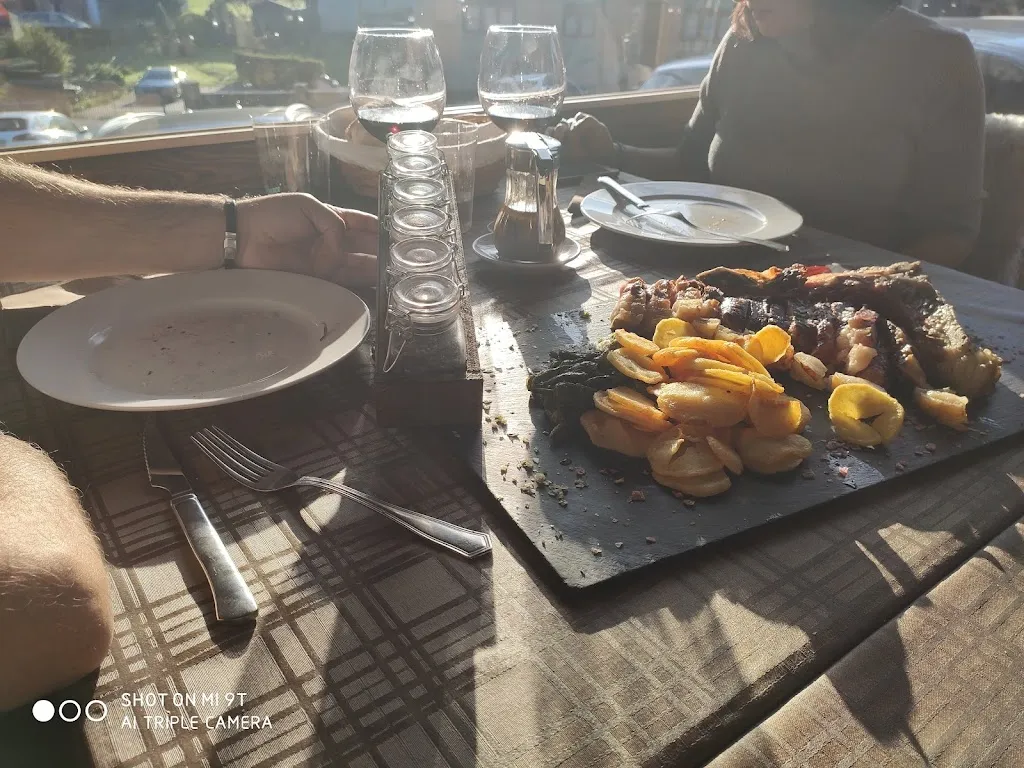 Menu_RestauranteL'Angleiru_Morcín_immagine_5