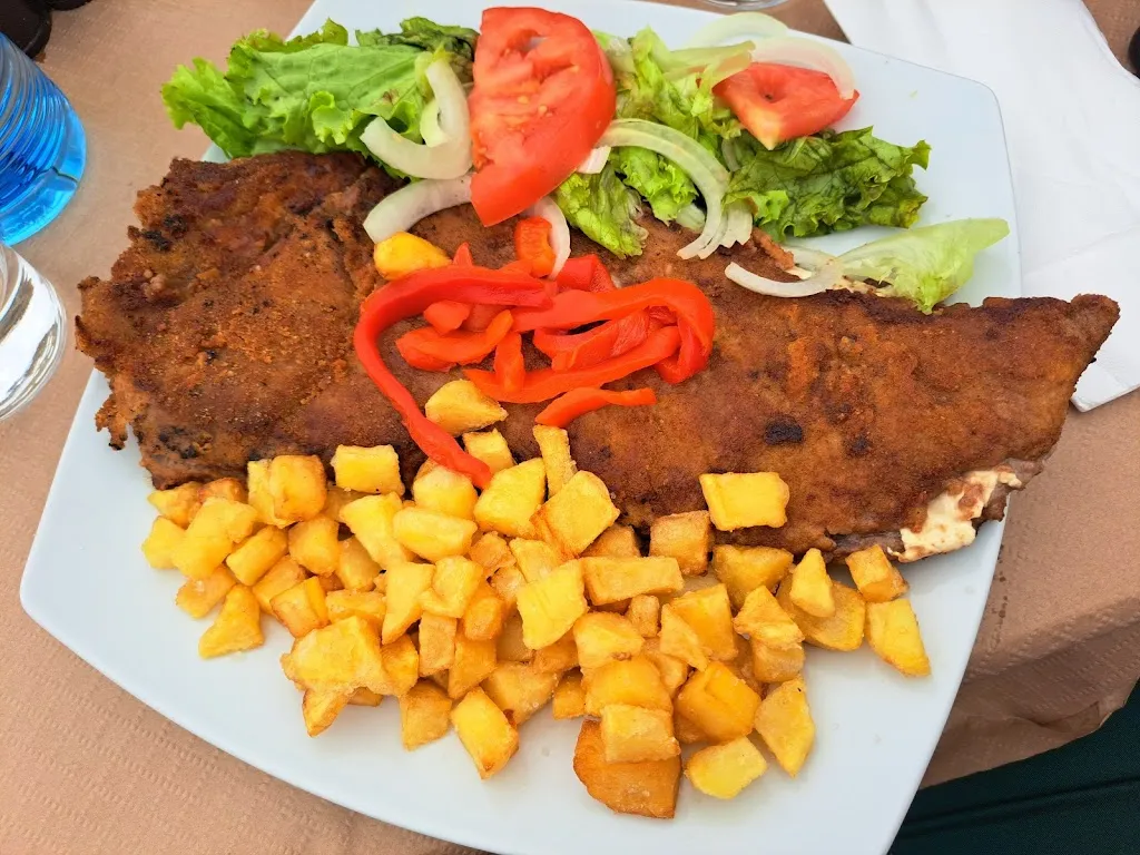 Nicolas Brodbelt_Restaurante La Casona_Muros de Nalón_review