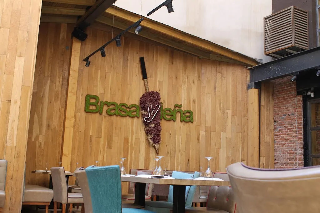 Restaurante Brasayleña Plaza Mayor restaurant in Lena