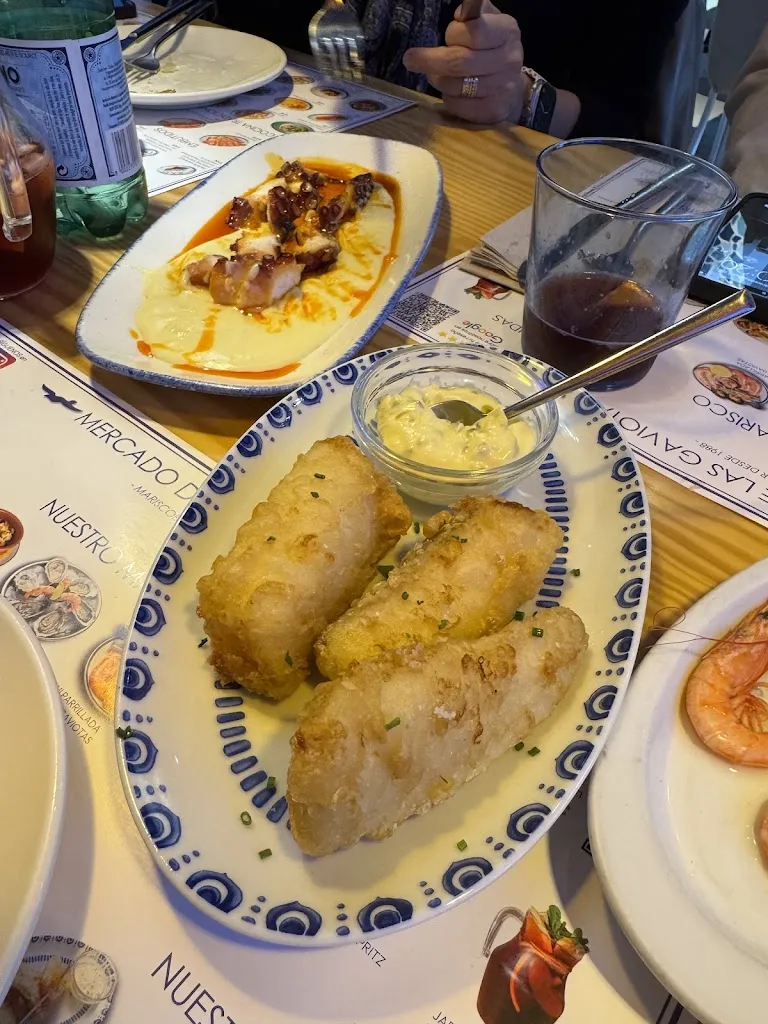 Buddy Novenario_La Sirena Verde_Lena_review