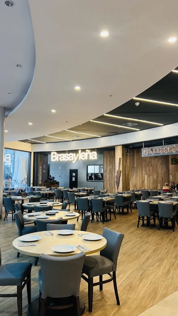 Brasayleña restaurant in Lena