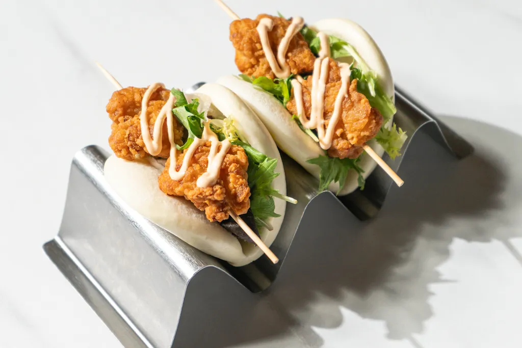 Dragon Kitchen Acacias_Lena_slider_image_3