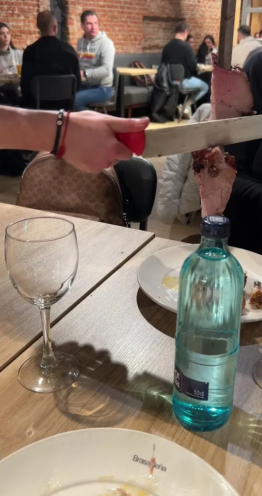 Roland Machado_Brasa y Leña_Lena_review