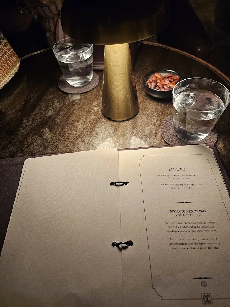 Menu_El Coleccionista. Cocktails & Other Arts_Lena_image_3